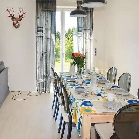 Five-bedroom Holiday In *
